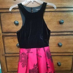 TeezeMe Red and black floral dress